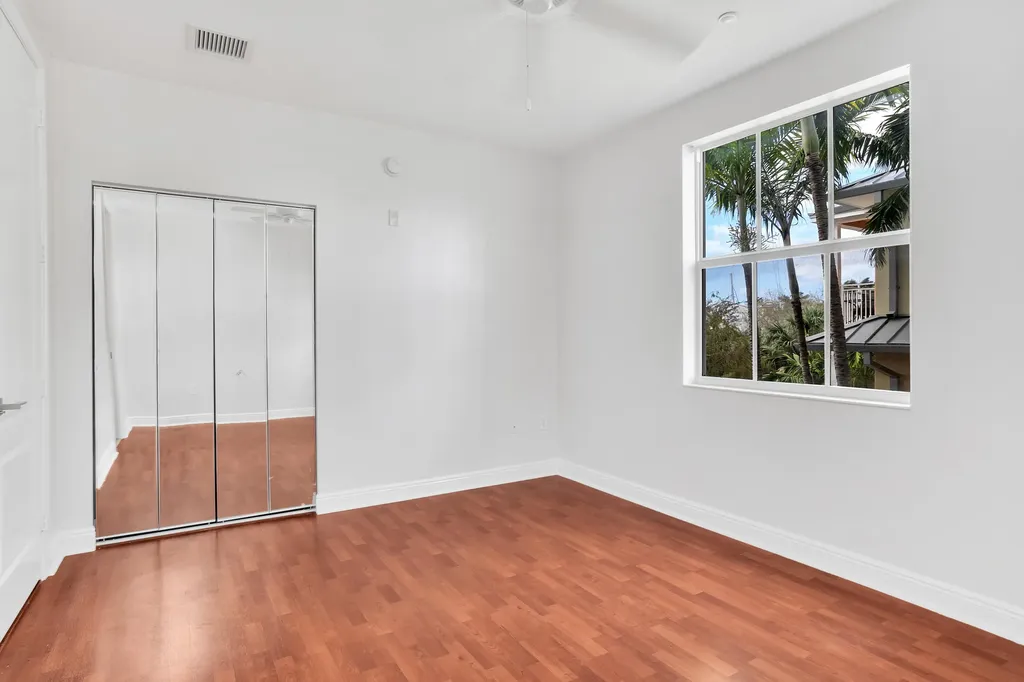 427 SW 13th Terrace Fort Lauderdale FL 33312