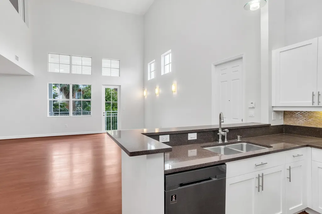 427 SW 13th Terrace Fort Lauderdale FL 33312