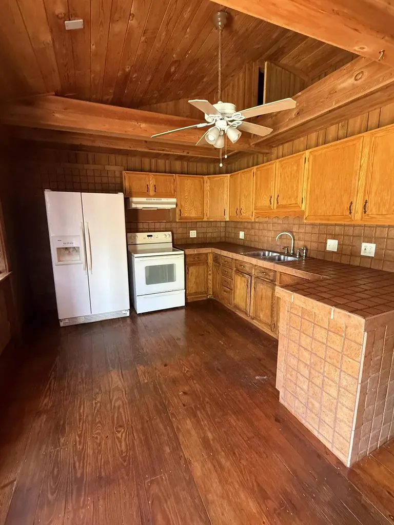 3611 Elizabeth Street Palm Springs FL 33461