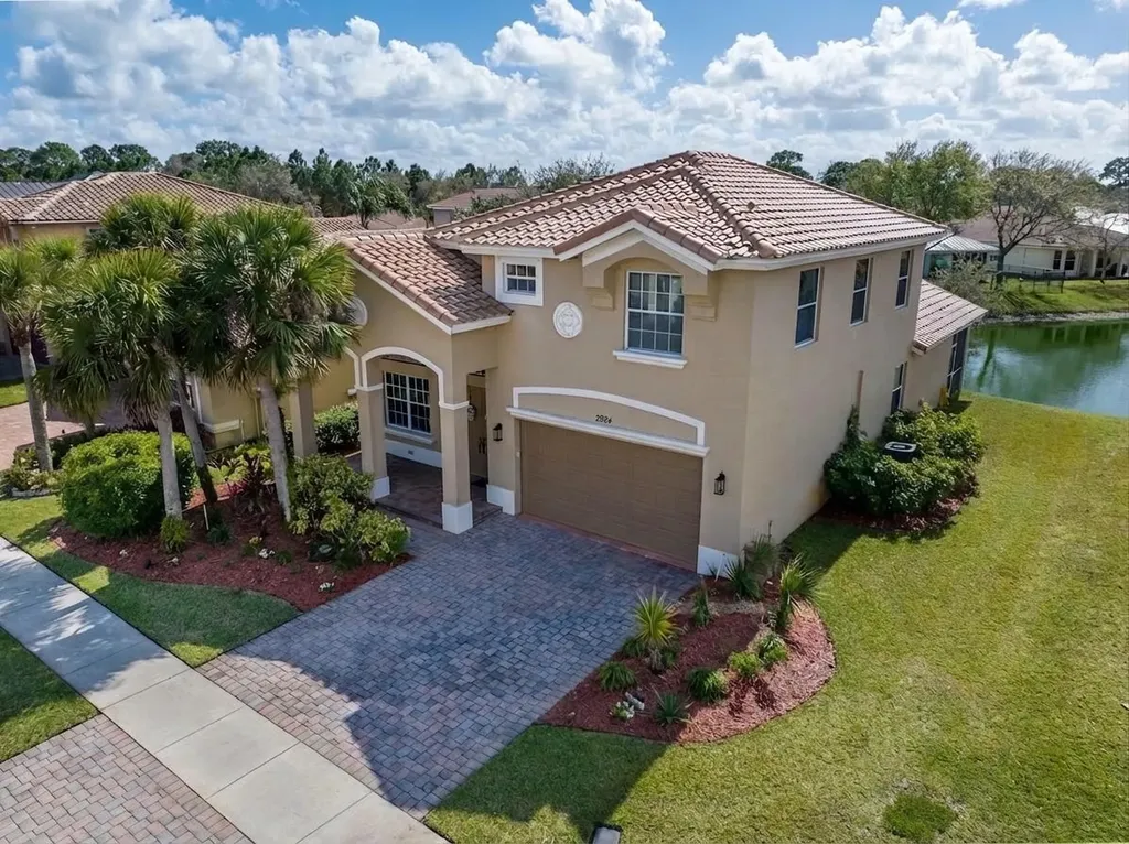 2924 SW Chatham Lane Port St Lucie FL 34953