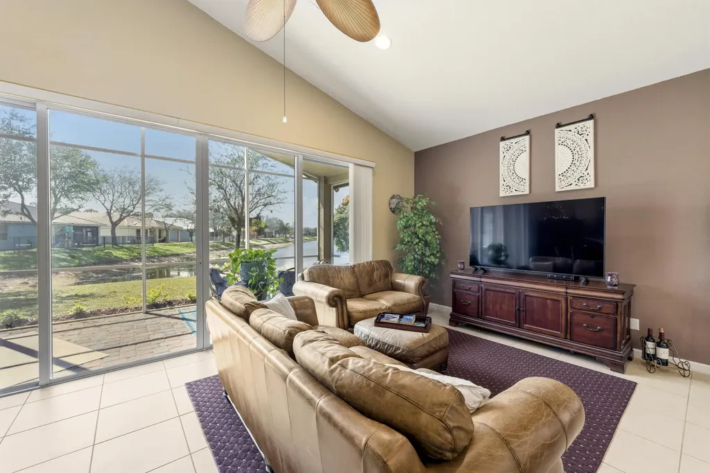 2924 SW Chatham Lane Port St Lucie FL 34953