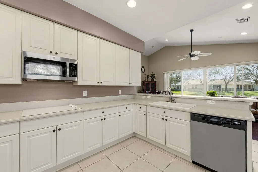 2924 SW Chatham Lane Port St Lucie FL 34953