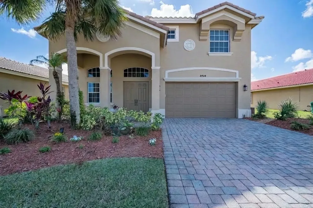 2924 SW Chatham Lane Port St Lucie FL 34953