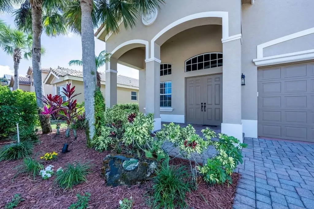 2924 SW Chatham Lane Port St Lucie FL 34953