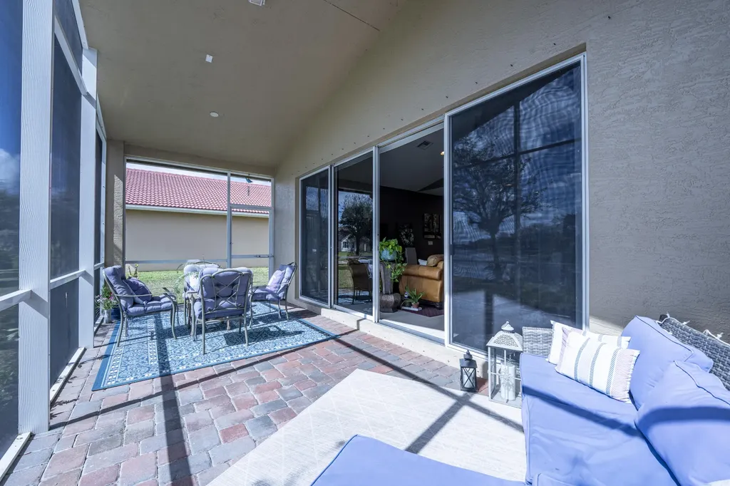 2924 SW Chatham Lane Port St Lucie FL 34953