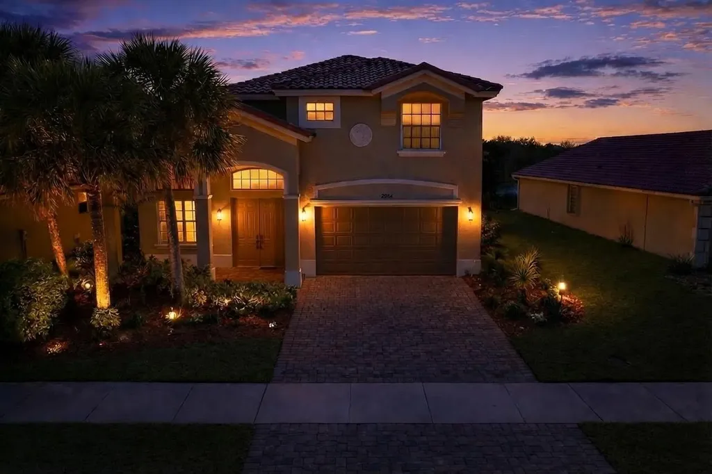 2924 SW Chatham Lane Port St Lucie FL 34953