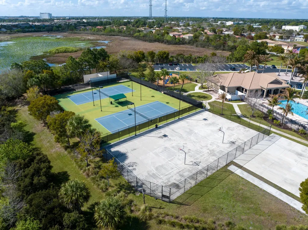 2924 SW Chatham Lane Port St Lucie FL 34953