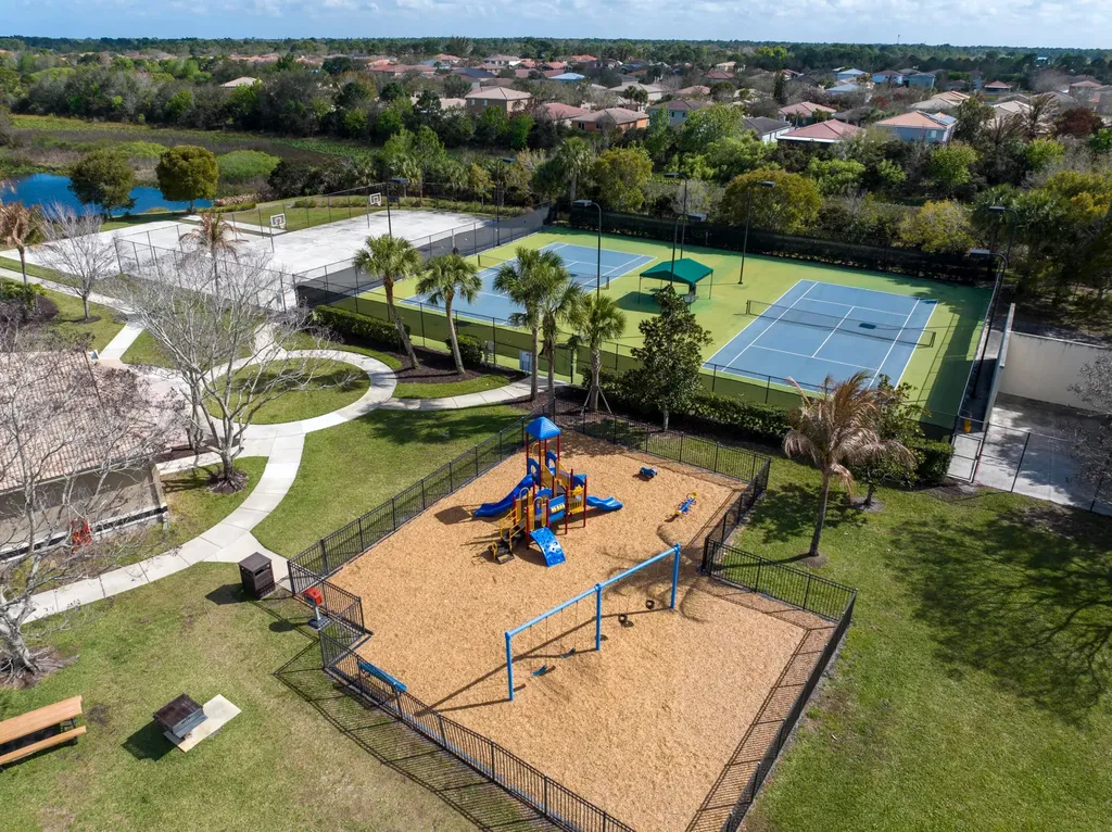 2924 SW Chatham Lane Port St Lucie FL 34953