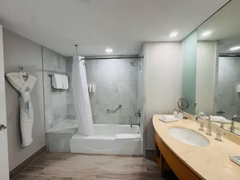18683 Collins Avenue Sunny Isles Beach FL 33160