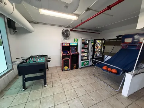 18683 Collins Avenue Sunny Isles Beach FL 33160