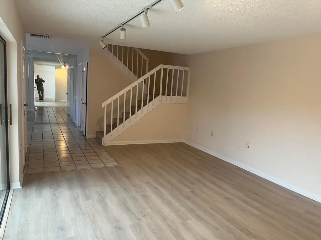 1916 19th Lane Palm Beach Gardens FL 33418