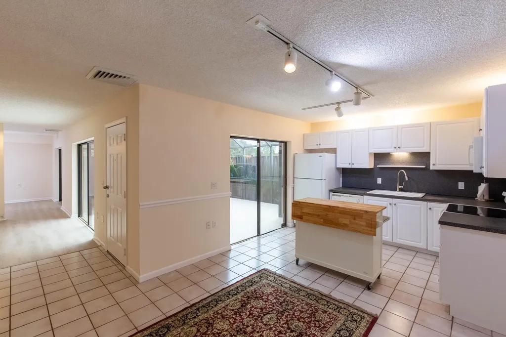 1916 19th Lane Palm Beach Gardens FL 33418
