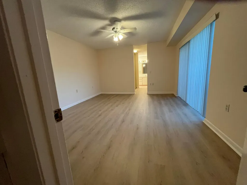 1916 19th Lane Palm Beach Gardens FL 33418