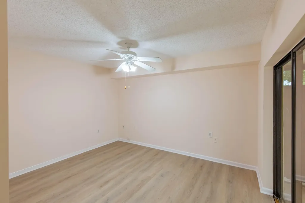 1916 19th Lane Palm Beach Gardens FL 33418