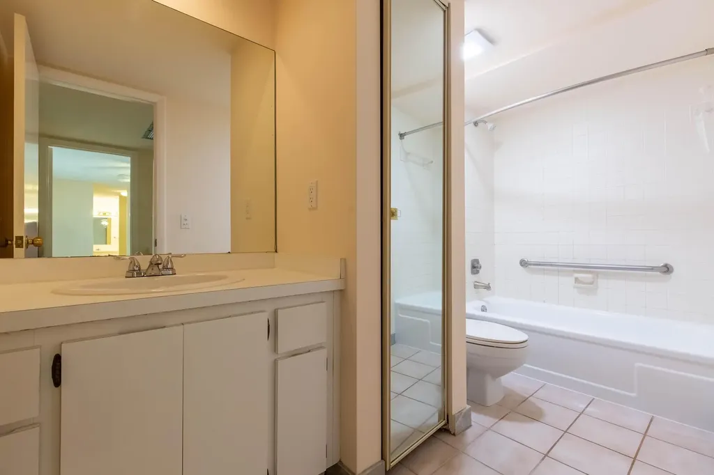1916 19th Lane Palm Beach Gardens FL 33418