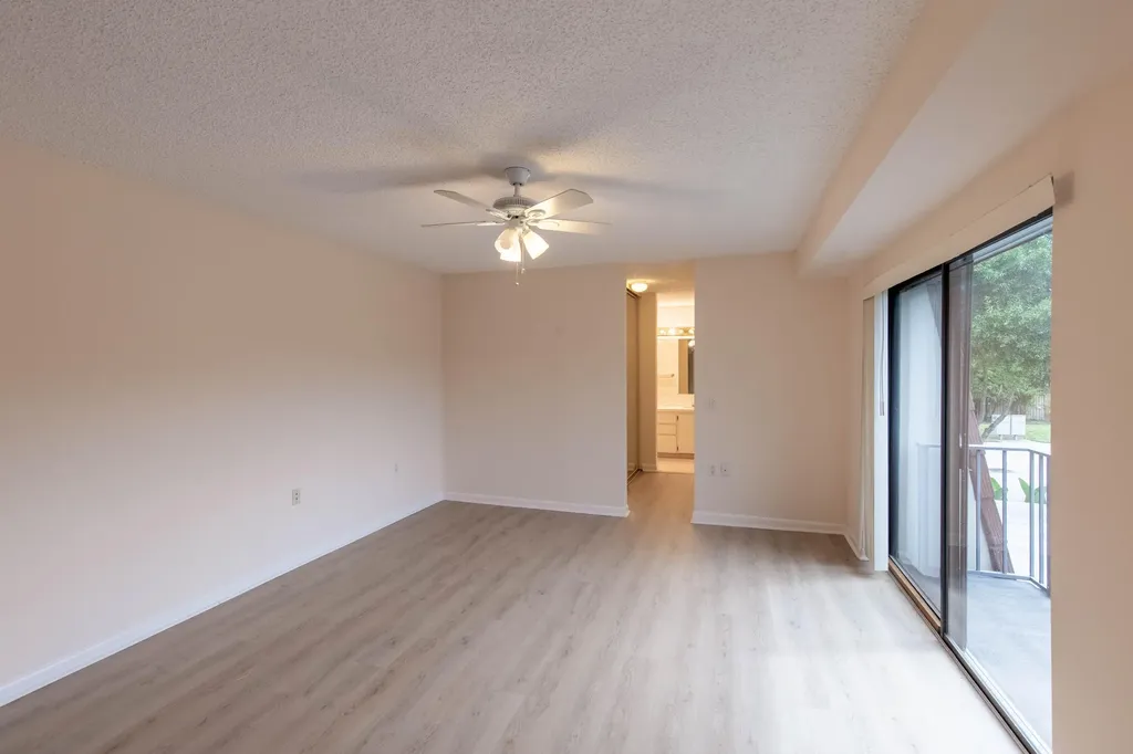 1916 19th Lane Palm Beach Gardens FL 33418