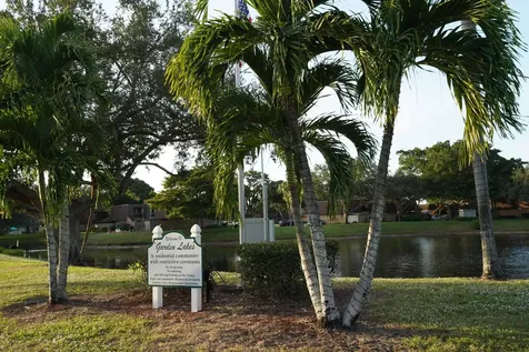 1916 19th Lane Palm Beach Gardens FL 33418