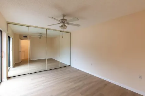 1916 19th Lane Palm Beach Gardens FL 33418
