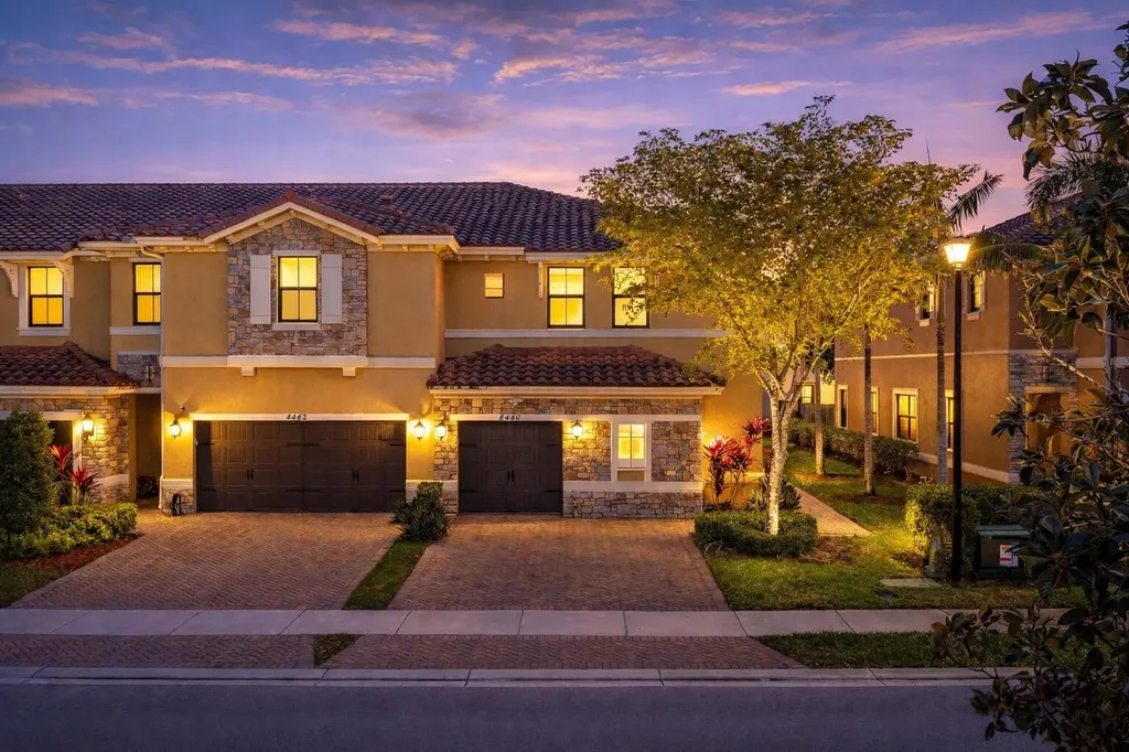 8440 Lakeview Trail Parkland FL 33076