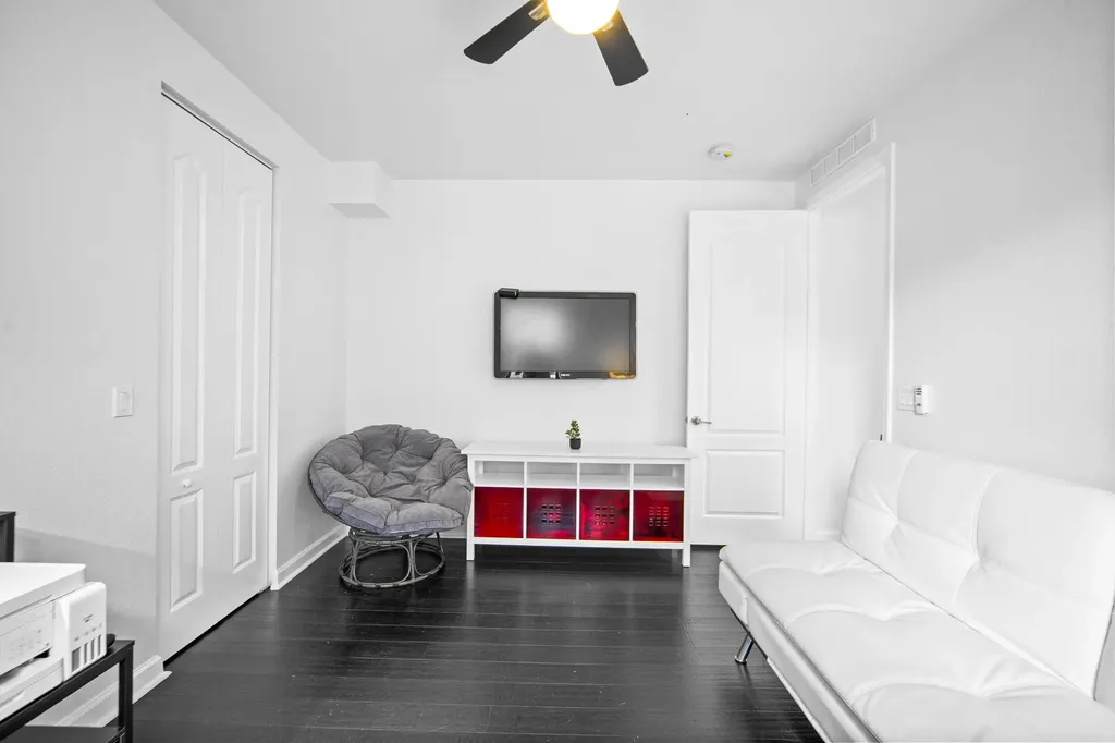 8440 Lakeview Trail Parkland FL 33076