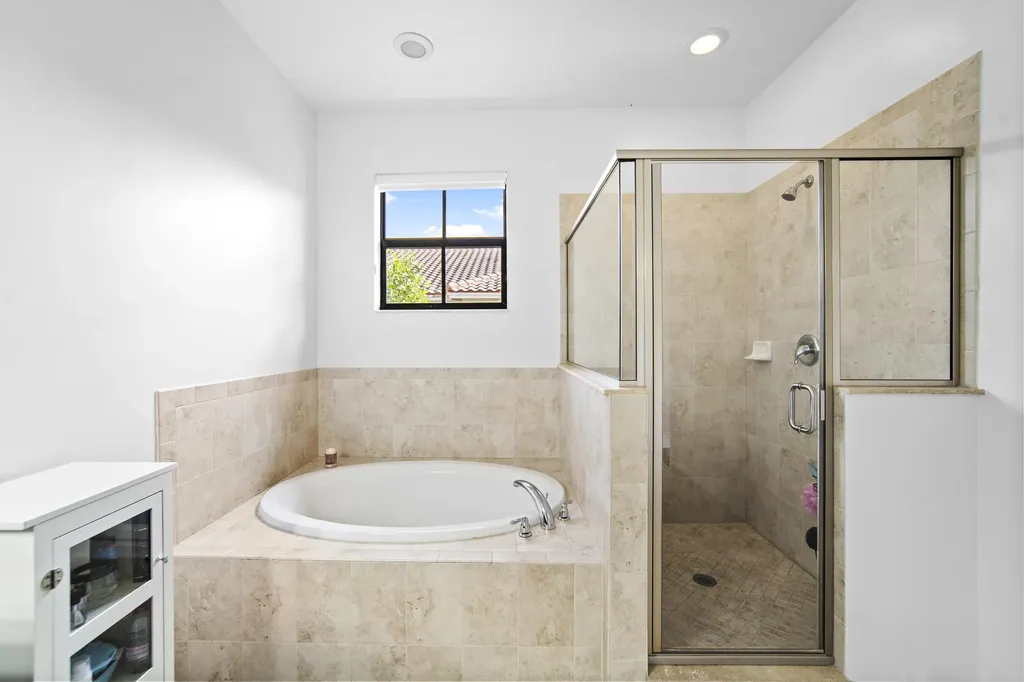 8440 Lakeview Trail Parkland FL 33076