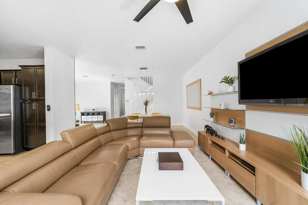 8440 Lakeview Trail Parkland FL 33076