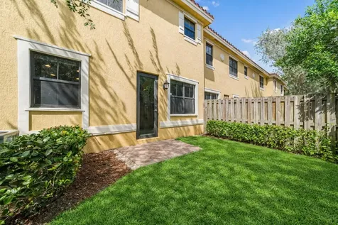 8440 Lakeview Trail Parkland FL 33076
