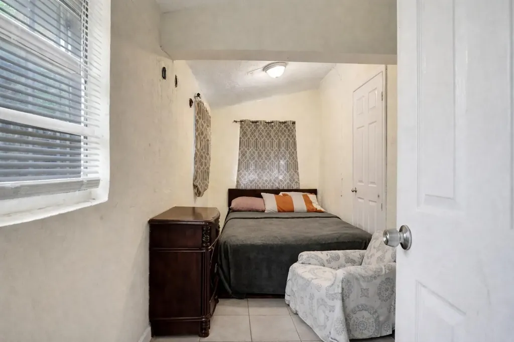 250 NW 83rd Street Miami FL 33150