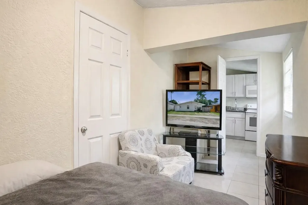 250 NW 83rd Street Miami FL 33150