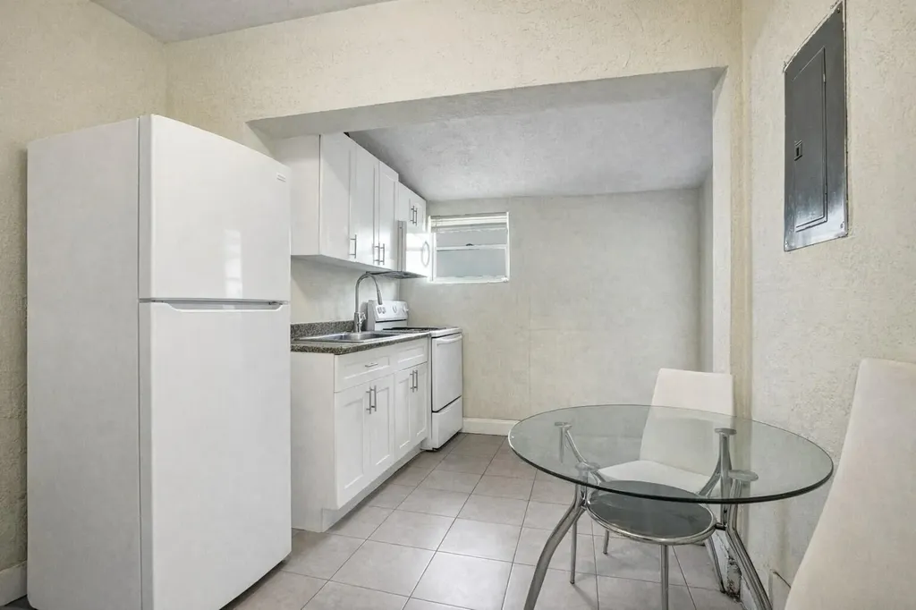 250 NW 83rd Street Miami FL 33150