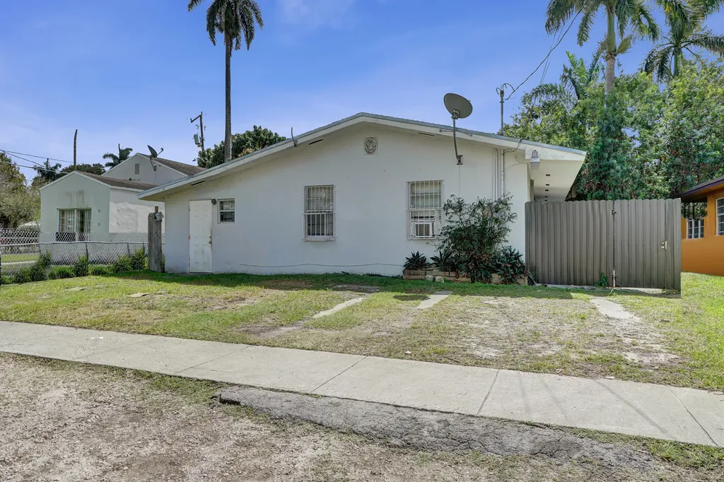 250 NW 83rd Street Miami FL 33150