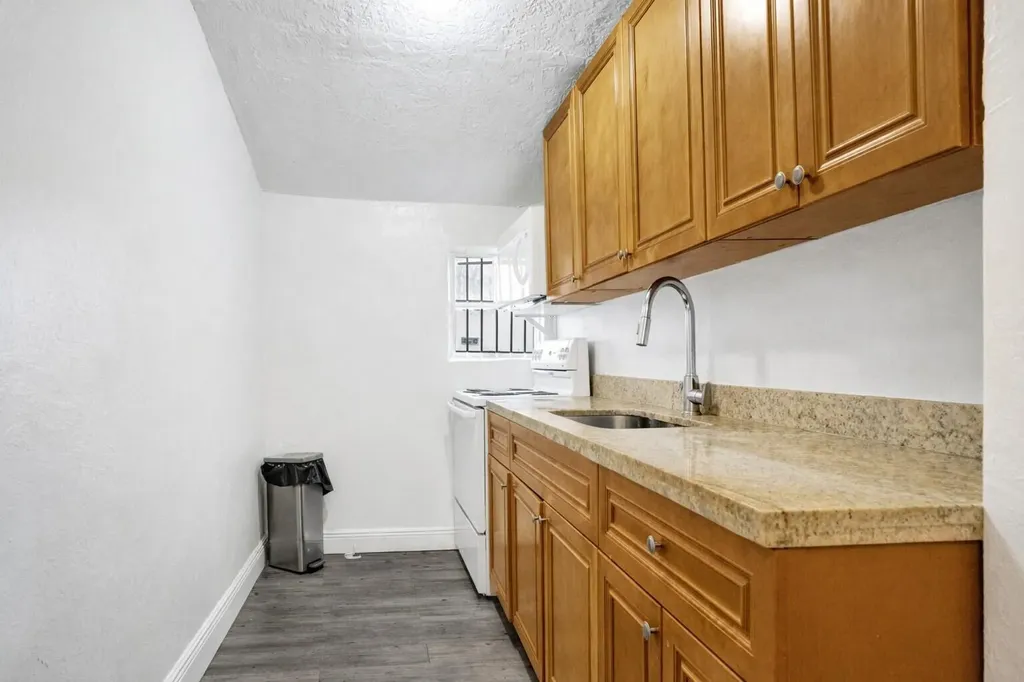 250 NW 83rd Street Miami FL 33150
