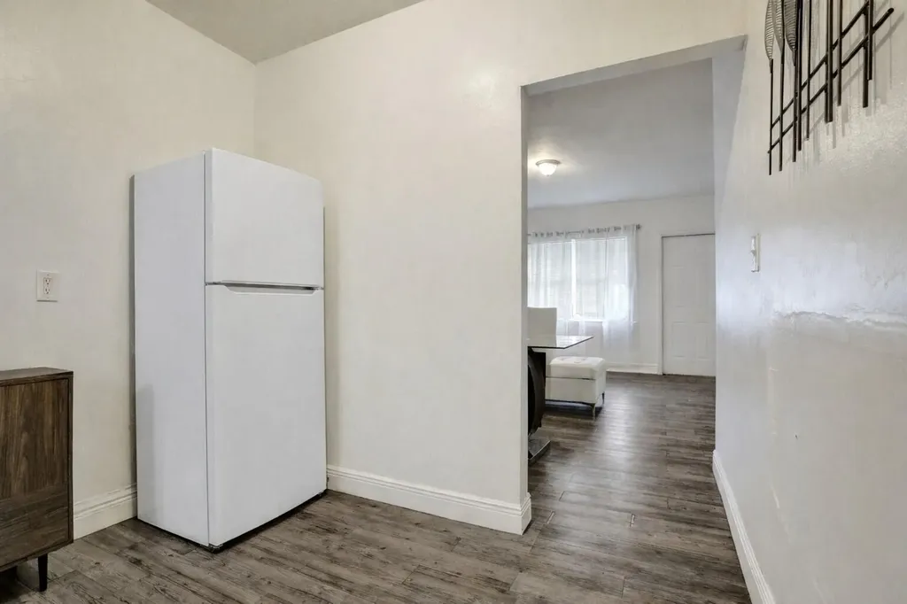 250 NW 83rd Street Miami FL 33150