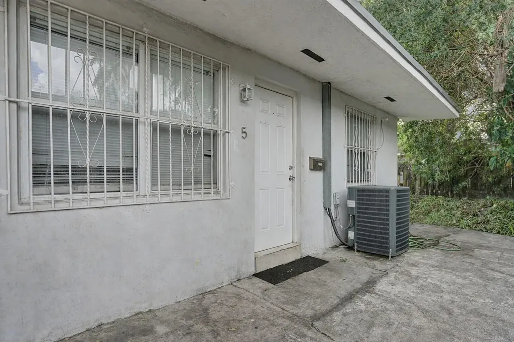 250 NW 83rd Street Miami FL 33150