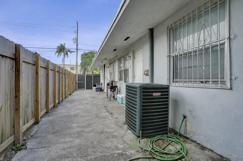 250 NW 83rd Street Miami FL 33150
