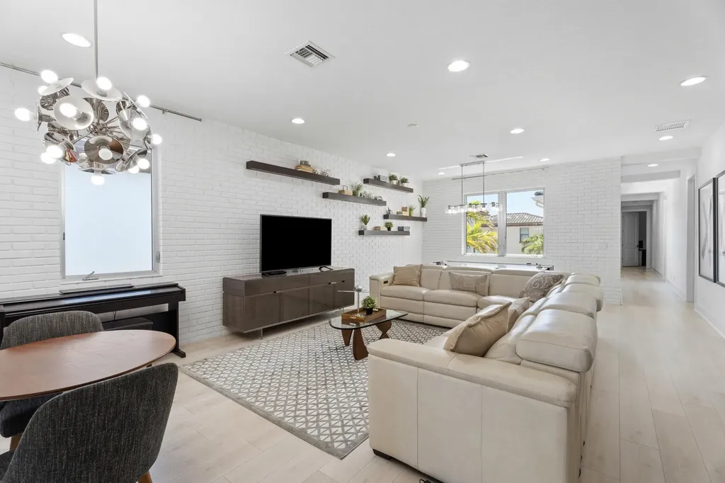 1030 Faulkner Terrace Palm Beach Gardens FL 33418