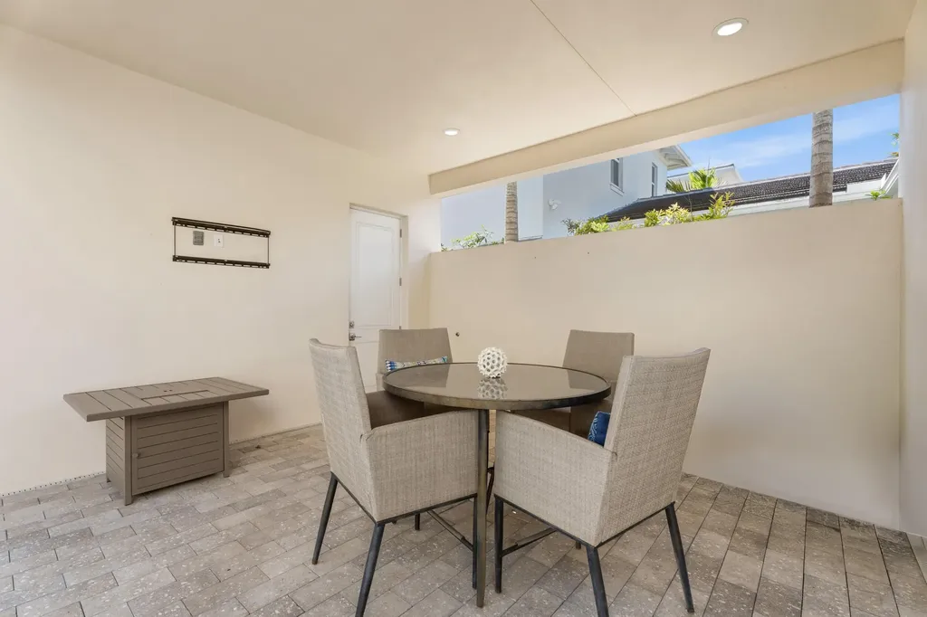 1030 Faulkner Terrace Palm Beach Gardens FL 33418
