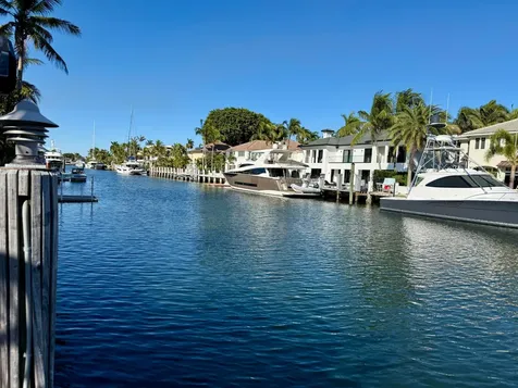 122 Nurmi Drive Fort Lauderdale FL 33301