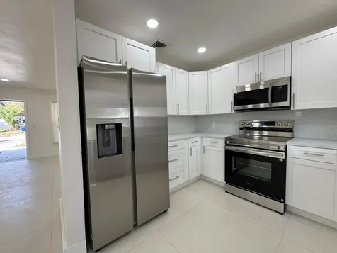 6610 Greene Street Hollywood FL 33024