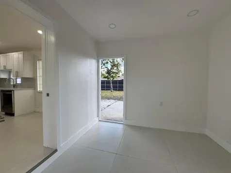 6610 Greene Street Hollywood FL 33024