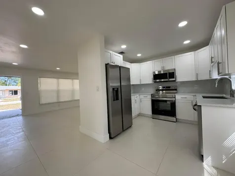 6610 Greene Street Hollywood FL 33024