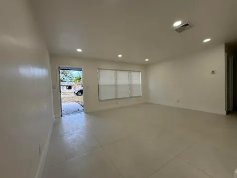 6610 Greene Street Hollywood FL 33024