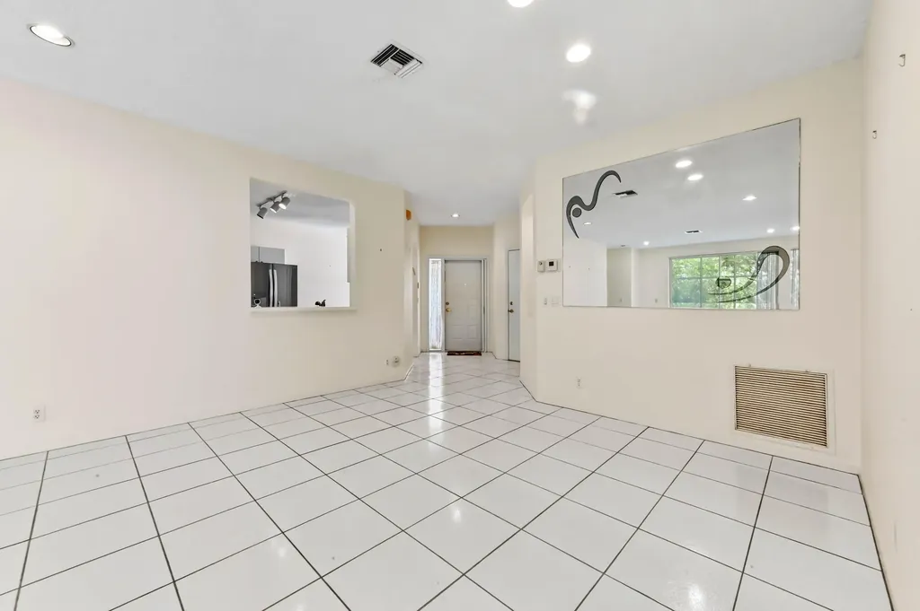 7874 Laina Lane Boynton Beach FL 33437