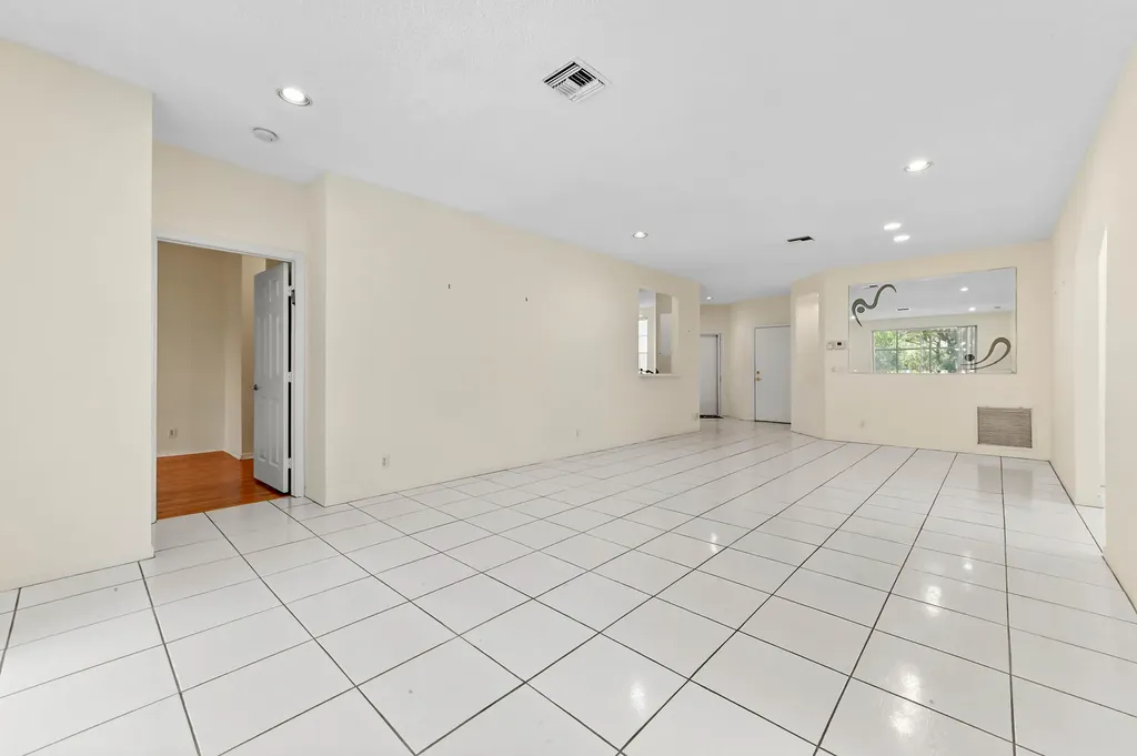7874 Laina Lane Boynton Beach FL 33437