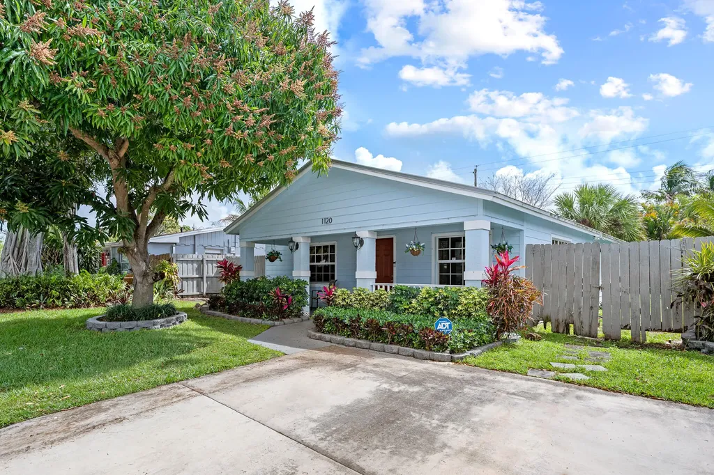 1120 NE 42nd Court Pompano Beach FL 33064