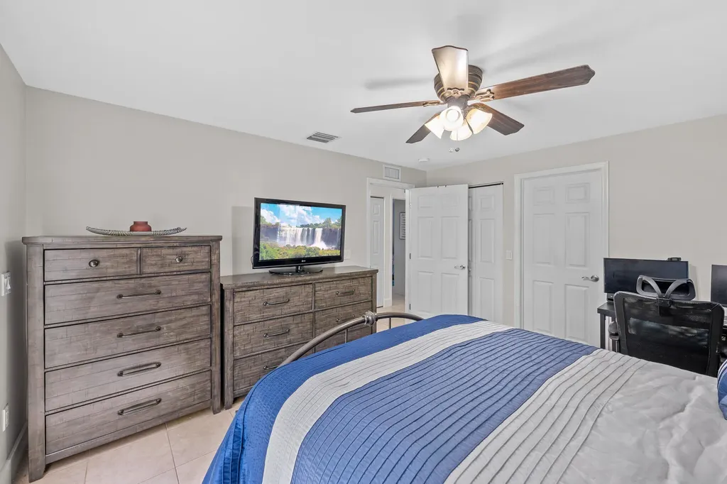 1120 NE 42nd Court Pompano Beach FL 33064