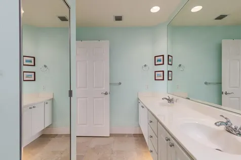 10646 SW Hartwick Drive Port St Lucie FL 34987