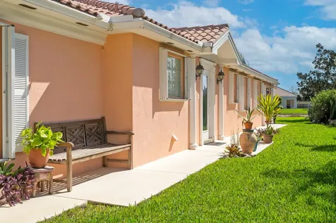 10646 SW Hartwick Drive Port St Lucie FL 34987