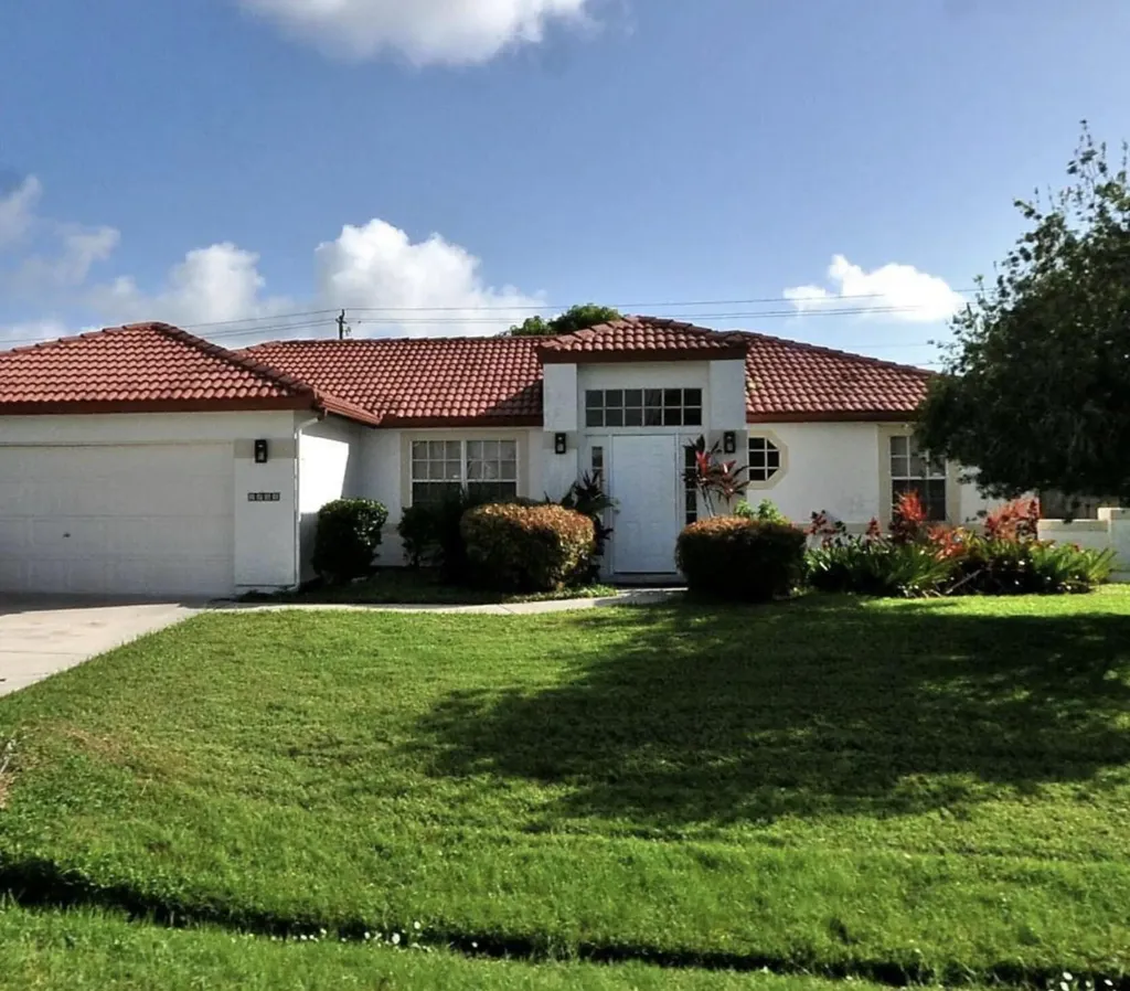 1401 SE Appamattox Terrace Port St Lucie FL 34952