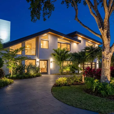 3001 NE 52nd Street Lighthouse Point FL 33064